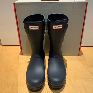 **FLASH SALE** Brand new Navy Hunter Rain Boots